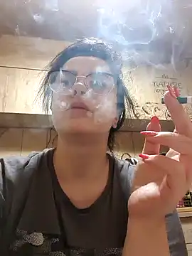 Snapshot of xmarshax chatting on December 4, 2025, 4:11 am xmarshax online show from December 4, 2025, 4:11 am