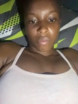Snapshot of SassyPaulette chatting on June 3, 2026, 4:12 pm SassyPaulette online show from June 3, 2026, 4:12 pm