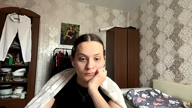Snapshot of MarlynSiefkes chatting on June 3, 2026, 12:52 pm MarlynSiefkes online show from June 3, 2026, 12:52 pm
