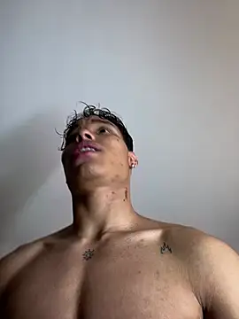 NelModel1 online show from July 3, 2026, 1:06 pm