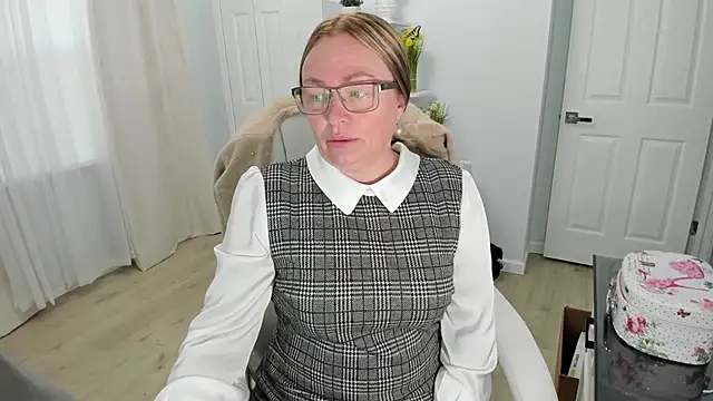 Vika73 online show from March 21, 2025, 12:28 pm