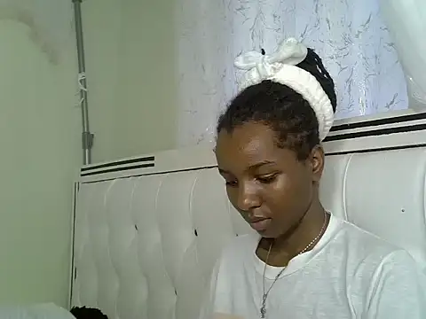Sexy vylsa online show from July 14, 2026, 7:35 am