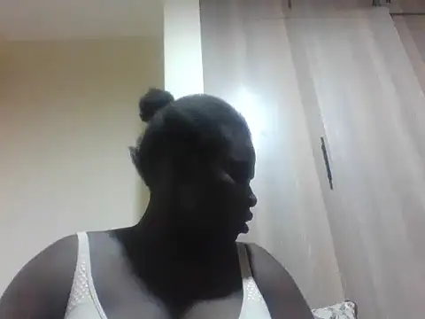 Snapshot of melaningirl chatting on June 23, 2026, 9:35 pm melaningirl online show from June 23, 2026, 9:35 pm