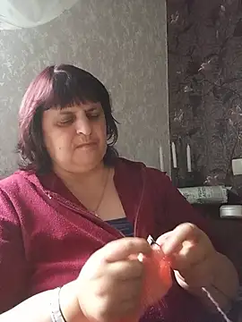 Snapshot of LisichkaOksana chatting on June 3, 2026, 7:22 am LisichkaOksana online show from June 3, 2026, 7:22 am