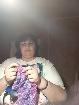 Snapshot of LisichkaOksana chatting on June 8, 2026, 10:21 pm LisichkaOksana online show from June 8, 2026, 10:21 pm