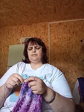 Snapshot of LisichkaOksana chatting on June 13, 2026, 8:45 am LisichkaOksana online show from June 13, 2026, 8:45 am