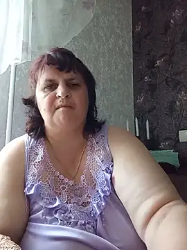 Snapshot of LisichkaOksana chatting on June 20, 2026, 8:28 am LisichkaOksana online show from June 20, 2026, 8:28 am