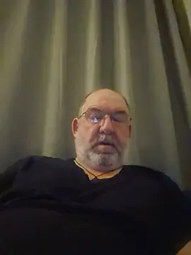 Snapshot of shyguytm chatting on July 8, 2026, 12:09 pm shyguytm online show from July 8, 2026, 12:09 pm