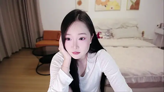 Yu-yu-6 online show from May 26, 2026, 7:04 am