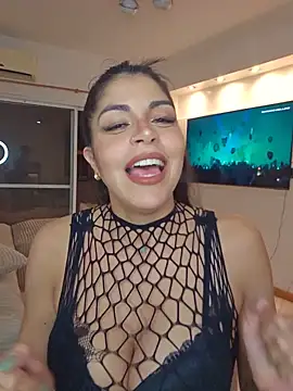 Yaaaaanee2 online show from May 29, 2026, 2:42 am
