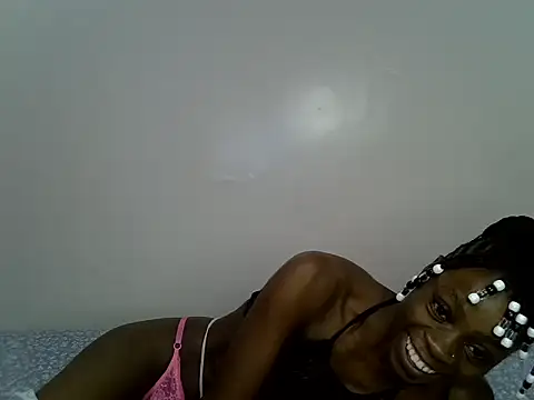 Snapshot of sweest_caster chatting on June 3, 2026, 4:34 pm sweest caster online show from June 3, 2026, 4:34 pm