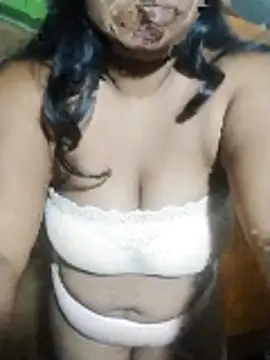 Bustylady90 online show from June 18, 2026, 7:18 pm
