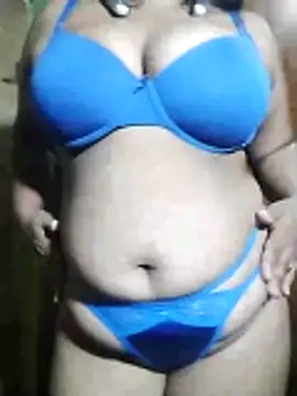 Bustylady90 online show from June 30, 2026, 7:37 pm