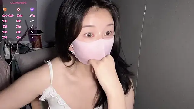 mengmeng-Zzz online show from May 28, 2026, 9:12 pm
