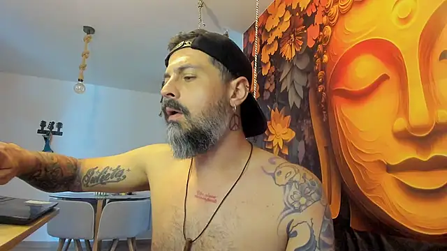 Snapshot of Miguel_angeel_ chatting on June 3, 2026, 2:33 pm Miguel angeel online show from June 3, 2026, 2:33 pm