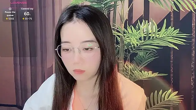 77-Vicky online show from May 25, 2026, 6:52 am
