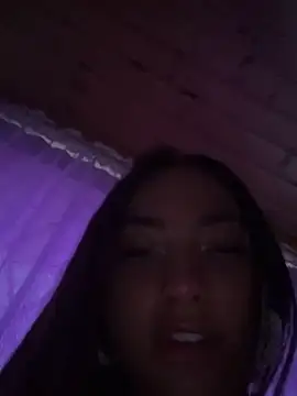 Snapshot of Mariana_Ponce_ chatting on May 27, 2026, 2:08 am Mariana Ponce online show from May 27, 2026, 2:08 am