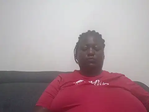 Snapshot of fat_ebonyqueen chatting on May 26, 2026, 12:06 am fat ebonyqueen online show from May 26, 2026, 12:06 am