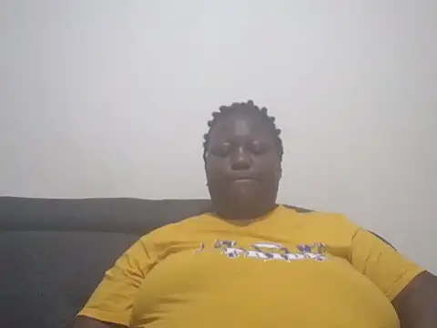 Snapshot of fat_ebonyqueen chatting on May 27, 2026, 1:57 am fat ebonyqueen online show from May 27, 2026, 1:57 am