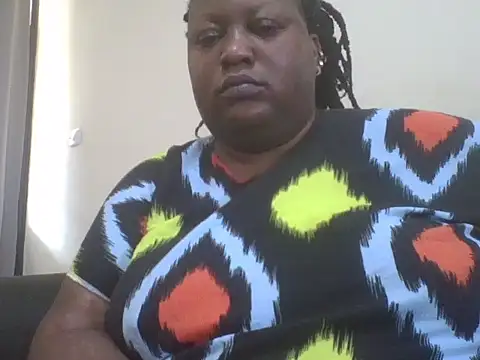 Snapshot of fat_ebonyqueen chatting on June 7, 2026, 8:07 am fat ebonyqueen online show from June 7, 2026, 8:07 am