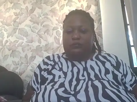 Snapshot of fat_ebonyqueen chatting on June 26, 2026, 7:46 am fat ebonyqueen online show from June 26, 2026, 7:46 am
