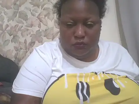 Snapshot of fat_ebonyqueen chatting on July 6, 2026, 3:03 pm fat ebonyqueen online show from July 6, 2026, 3:03 pm