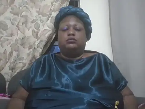 Snapshot of fat_ebonyqueen chatting on July 9, 2026, 6:12 pm fat ebonyqueen online show from July 9, 2026, 6:12 pm
