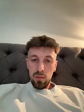 boyfriends24h online show from June 1, 2026, 4:58 am