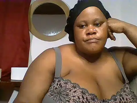 Snapshot of Sexy_boobiess chatting on July 6, 2026, 6:32 am Sexy boobiess online show from July 6, 2026, 6:32 am