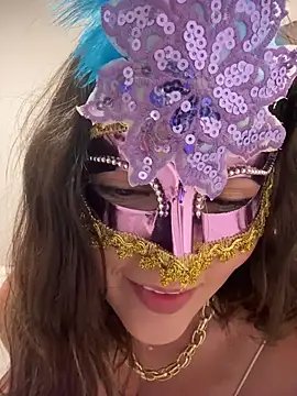 Colombianita01 online show from May 30, 2026, 9:01 pm