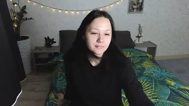 Tori cute online show from June 30, 2026, 2:34 am