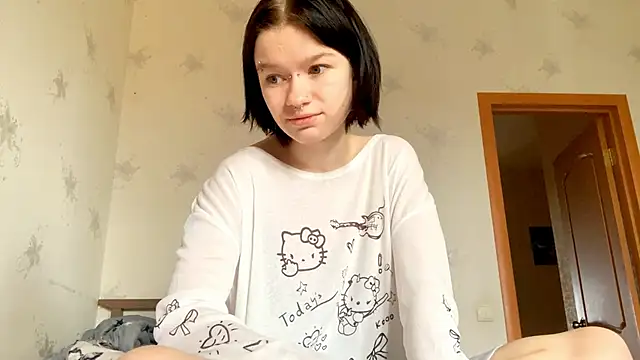 CelesteColao online show from May 27, 2026, 12:02 pm