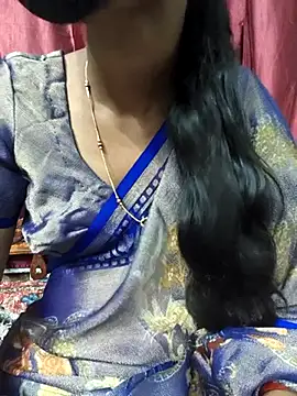 reshma124 online show from July 6, 2026, 2:25 pm