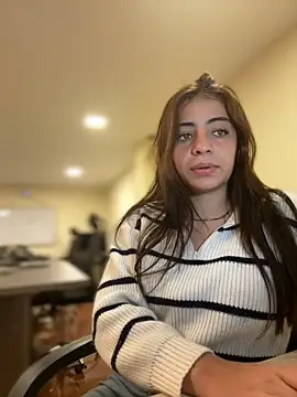 Hanna Cruz  online show from July 11, 2026, 2:31 pm
