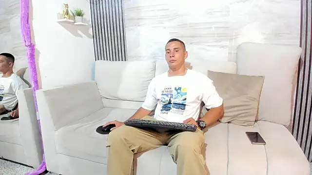dylan viper online show from May 28, 2026, 3:04 am