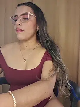 Estrella em online show from May 23, 2026, 6:23 pm
