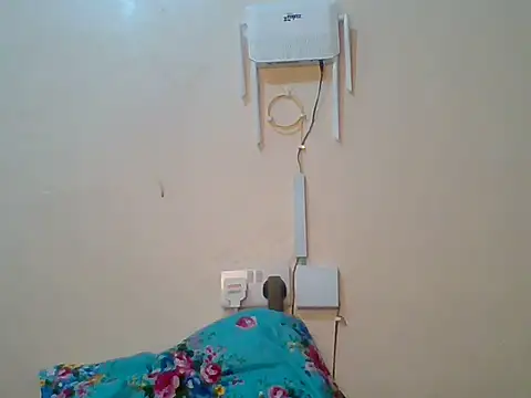 Snapshot of Shania_loveer chatting on May 29, 2026, 5:44 pm Shania loveer online show from May 29, 2026, 5:44 pm
