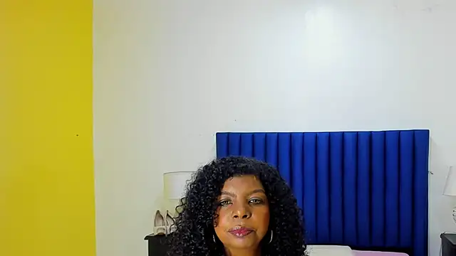 XtinaRave online show from May 27, 2026, 7:00 pm