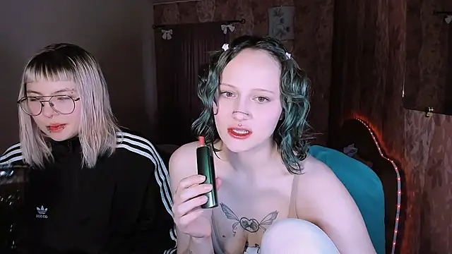 SusieMilkis online show from June 3, 2026, 2:25 am