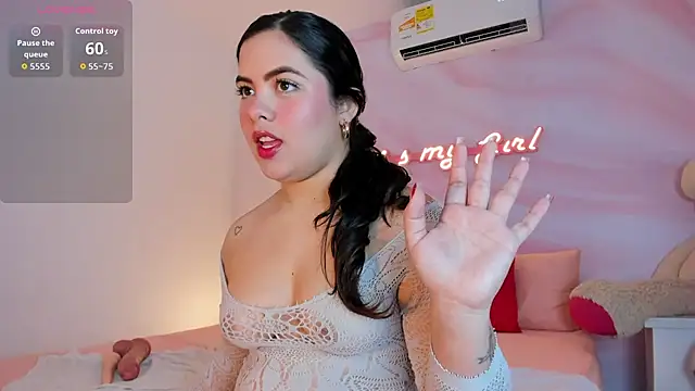 Isabella Rios  online show from July 12, 2026, 11:34 am