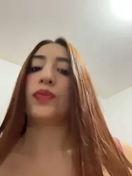EsmeraldaMidnight online show from July 16, 2026, 6:08 am