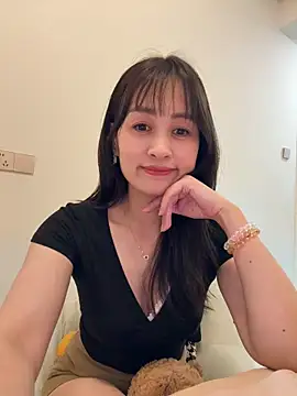 yangyang 218 online show from May 22, 2026, 1:39 pm