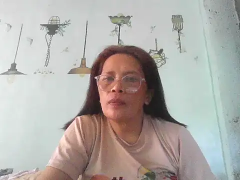 momshe2026 online show from May 27, 2026, 5:59 am
