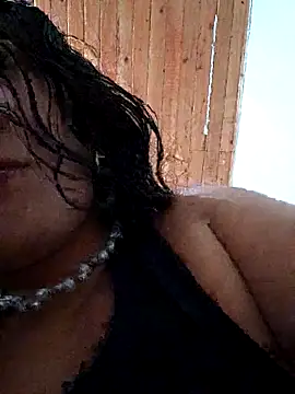 Perla-stone1 online show from June 20, 2026, 8:33 pm