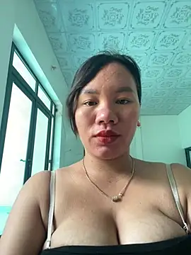 Suki-love online show from July 13, 2026, 5:10 am