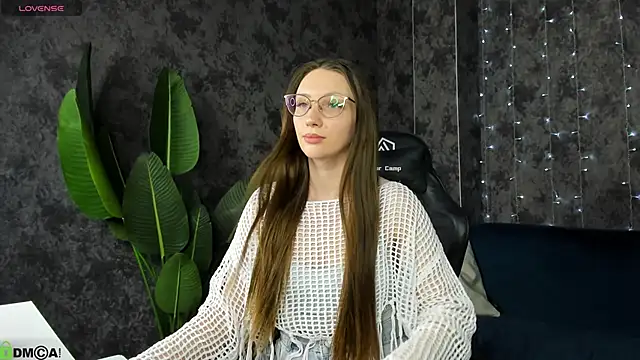 Snapshot of Alexa_Carte chatting on June 19, 2026, 9:46 am Alexa Carte online show from June 19, 2026, 9:46 am