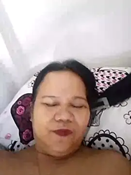 Snapshot of missLiLy07 chatting on May 30, 2026, 1:14 am missLiLy07 online show from May 30, 2026, 1:14 am