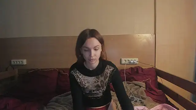 Snapshot of PurpleSin chatting on May 28, 2026, 11:51 am PurpleSin online show from May 28, 2026, 11:51 am