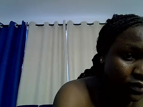 Curvycupid online show from May 27, 2026, 7:38 am