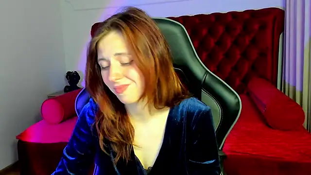 FreyaVeys online show from June 18, 2026, 9:14 am